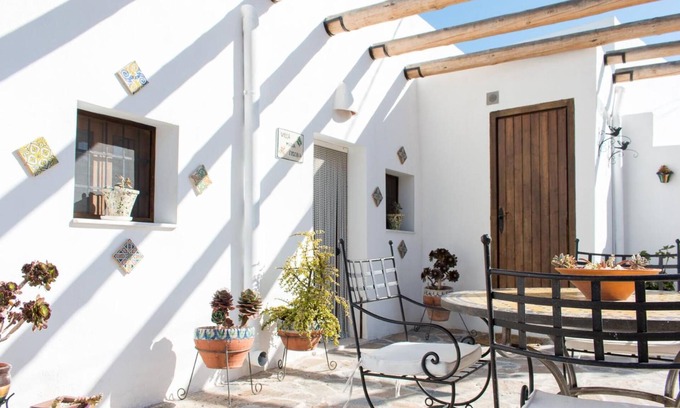 Nijar Casa | Casa de Campo 'María Eusebia' con Vista a la Montaña, Terraza Privada y Wi-Fi