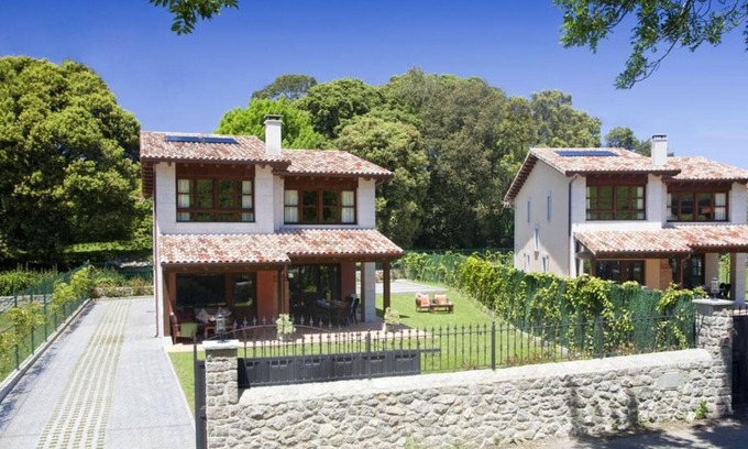 Poo Casa | Country House 'Tierra' with Private Terrace, Private Garden and Wi-Fi