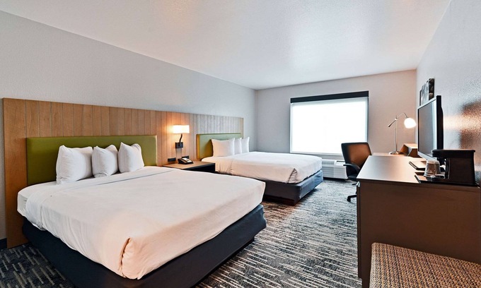 Bloomington Hotel | Country Inn & Suites by Radisson, Bloomington-Normal Airport, IL