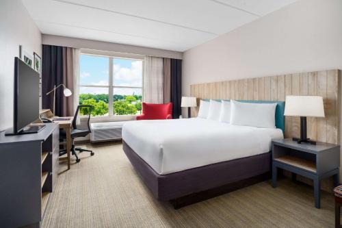 Airport North Hotel | Country Inn & Suites by Radisson, Orlando Airport, FL