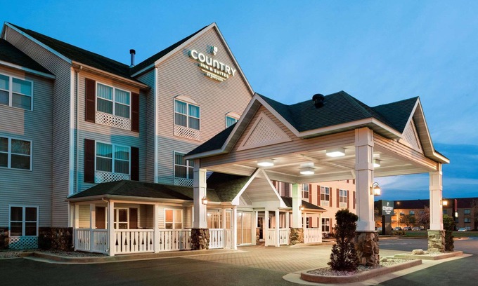 Stevens Point Hotel | Country Inn & Suites by Radisson, Stevens Point, WI