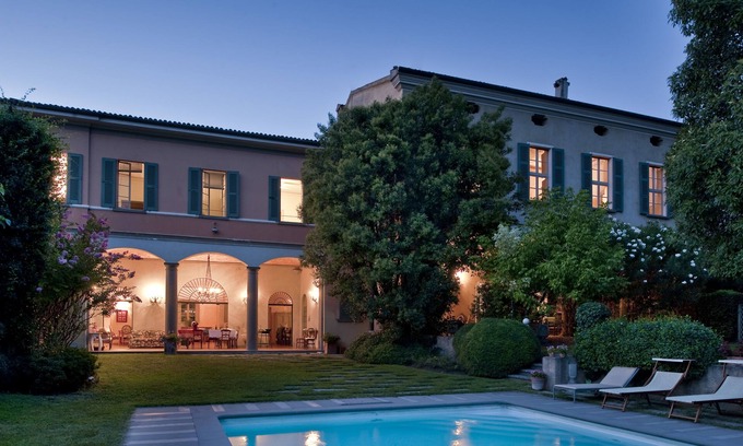 Bornato Villa | Villa de campo en Franciacorta - 1000m² con piscina y jardín. Lago Iseo