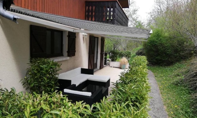 Thollon-les-Memises Apartamento | COUP DE COEUR - STUDIO NEAR EVIAN LES BAINS - SOUTH-FACING TERRACE - FREE PARKING