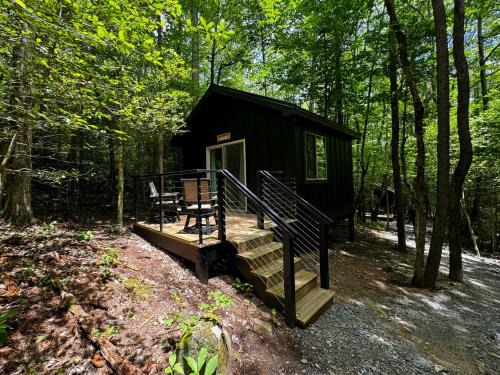 Balsam Grove Otro | Couples Glamping Cabin-Bearly Behaving at Valley Bear Farms Resort