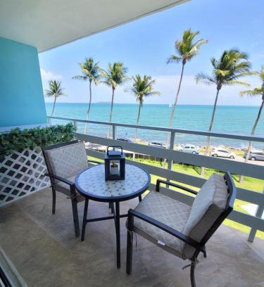 Cabezas Apartamento | Couples Oceanview Getaway