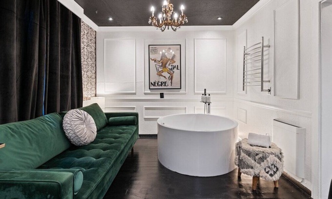 Hough Apartamento | Couples Retreat With Jacuzzi Tub