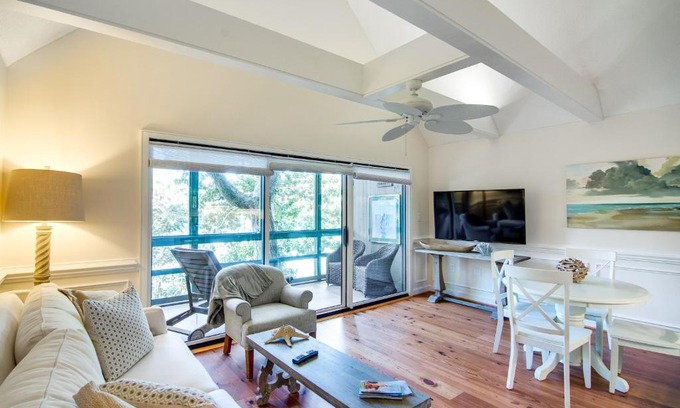 West Beach Village Villa | Courtside 1412