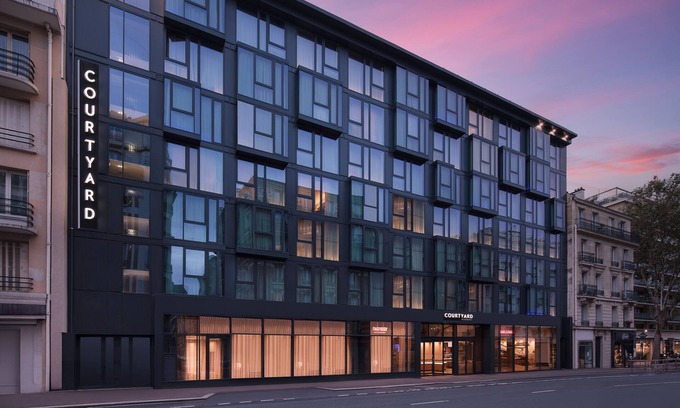 Issy-les-Moulineaux Hotel | Courtyard by Marriott Paris Porte de Versailles