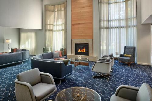 Alpharetta Hotel | Courtyard by Marriott Atlanta Alpharetta