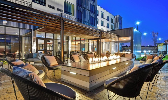 Rogers Hotel | Courtyard by Marriott Bentonville Rogers Promenade