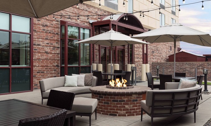 Dupont Hotel | Courtyard by Marriott Denver Airport