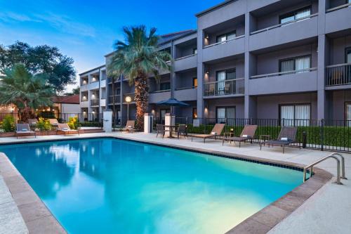 Downtown San Antonio Hotel | Courtyard by Marriott San Antonio Downtown