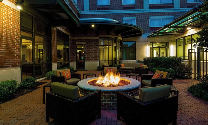 Downtown Little Rock Hotel | Courtyard by Marriott Little Rock Downtown