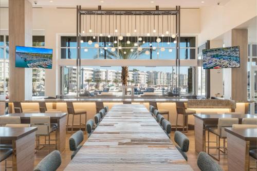 Marina del Rey Hotel | Courtyard by Marriott Marina del Rey