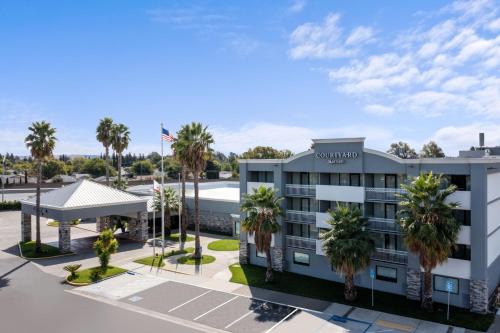 Fairfield Hotel | Courtyard Fairfield Napa Valley Area