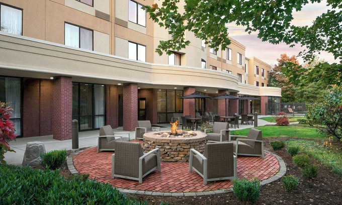 Alcoa Hotel | Courtyard Knoxville Airport Alcoa