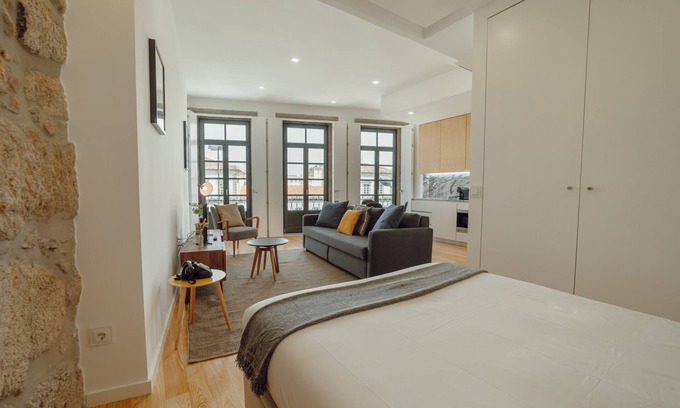 Campanha Apartamento | Courtyard Oporto Design Apartment D