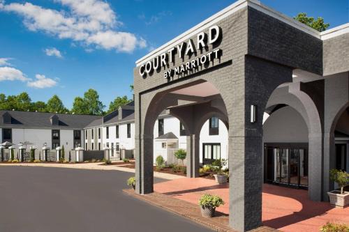 Winston - Salem Hotel | Courtyard Winston-Salem University