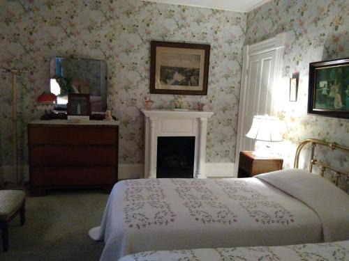 Websterville Cama Y Desayuno | Couture Farm at Millstone Hill