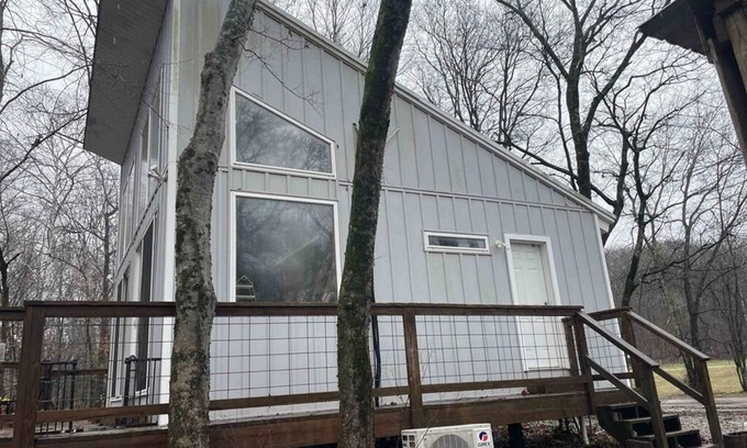 Jones Mills Cabina | Cove Creek Cabins