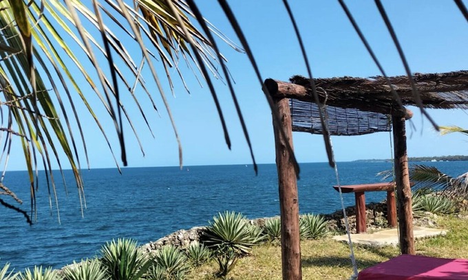 Shimoni Casa | Cove House House 60 m2 Creekside Indian Ocean