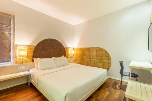 Sunset Road Hotel | Cove Renata