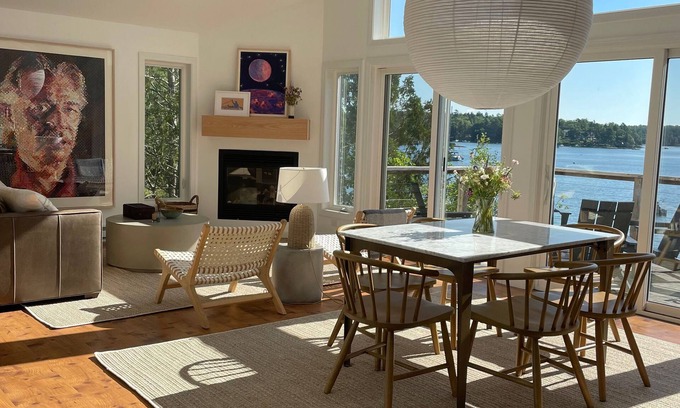 Sebascodegan Island Casa | Coveshead. Dramatic waterfront designer cottage.