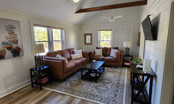Humarock Cabaña | "Coveted Cottage" 2BR Beach Cottage Humarock Beach in Marshfield/Scituate .