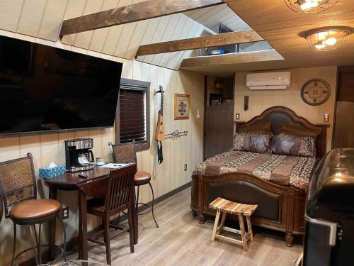 Fredonia Chalet De Esquí | Cowboy Cabin at The Wild West 40 Homestead