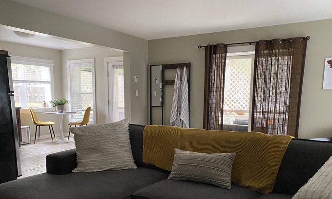Cobble Hill Casa | Cowichan valley suite - 10 mins to local wineries