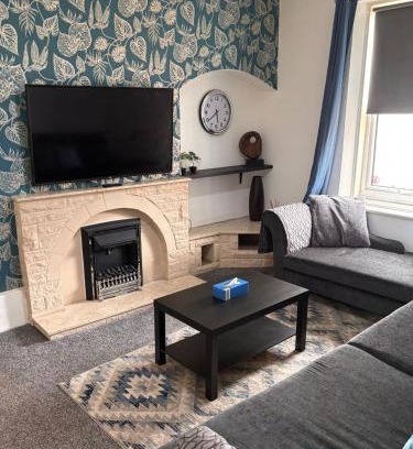 Gateshead Apartamento | Coxon - 5 Bdrm 6 beds Perfect 4 contractor