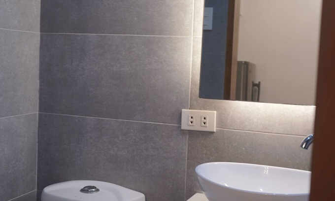 Bonifacio Global City Condominio | COZI modern loft suite at BGC
