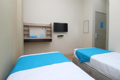Kebon Kacang Casa | COZROOMS near MRT, Plaza Indonesia, and Grand Indonesia