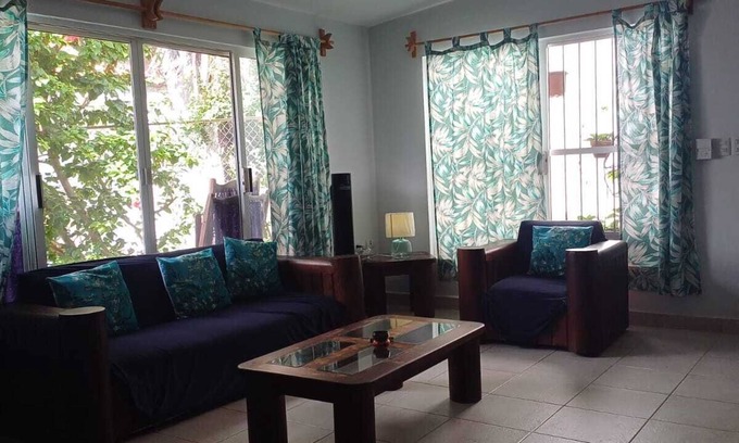 Independencia Apartamento | Cozumel peaceful retreat, WIFI, pool TV, Kitchenet, walking distance to town.