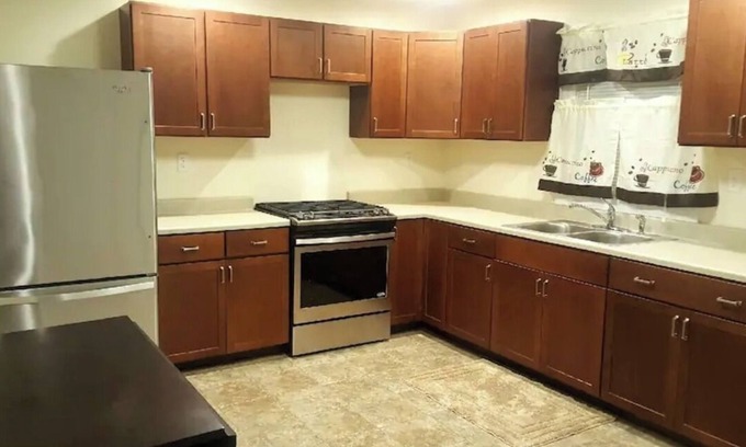 Harrisburg - Hershey Casa | Cozy 1 bed/1 bath fully furnished ished apartment