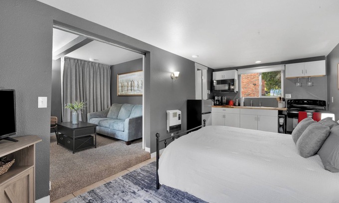 Cedar Glen Apartamento | Cozy 1-bedroom apartment in gorgeous Lake Arrowhead with WiFi