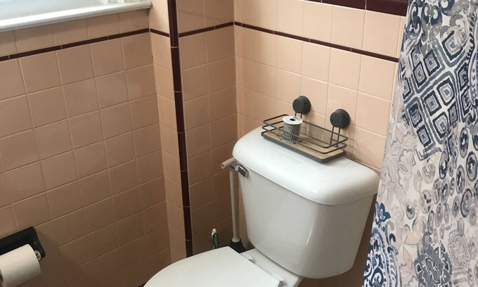 Delair Apartamento | Cozy 1-bedroom apartment in Philadelphia - Off street parking & in building W/D