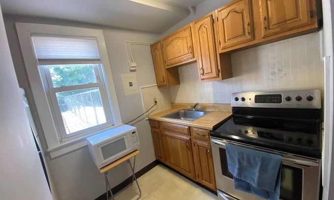 Allentown Apartamento | Cozy 1-bedroom apartment in serene Allentown with AC
