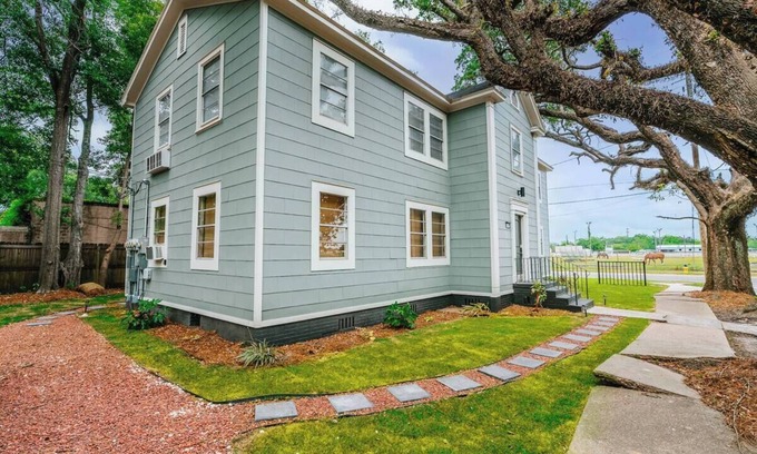 Leinkauf Apartamento | Cozy 1-bedroom apartment in lovely Mobile with WiFi, AC