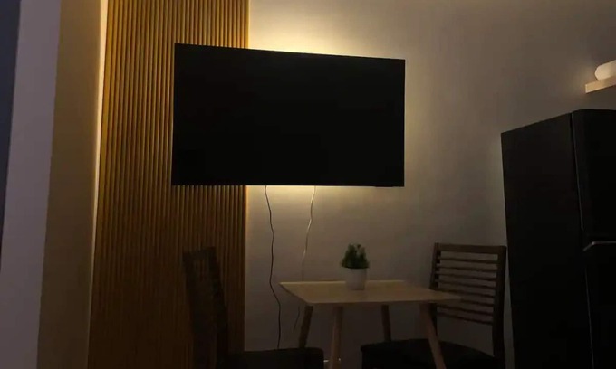 Las Pinas Condominio | Cozy 1 bedroom by the mall with Netflix