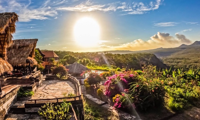 Nandasmo Cabina | Cozy 1-bedroom Casita w/ AC, WiFi in fabulous Hacienda Puerta del Cielo Ecolodge