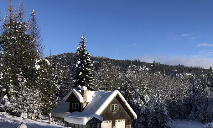 Sandpoint Apartamento | Cozy 1 bedroom Loft on private 30 acres