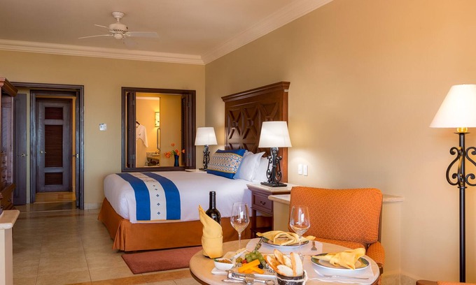Paraíso Escondido Complejo | Cozy 1-bedroom resort with AC, WiFi in enchanting Cabo San Lucas