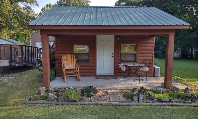 Mountain View Cabina | Cozy 1 Room Cabin