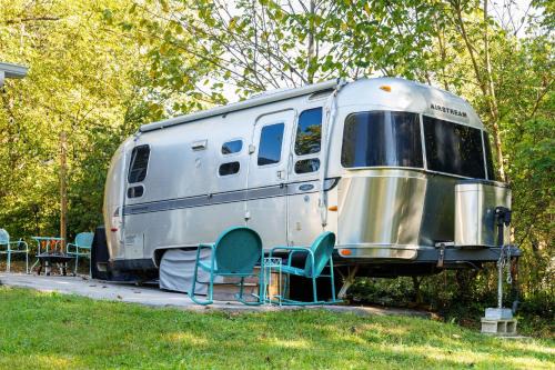 Franklin Apartamento | Cozy 1BR Airstream near Leipers Fork - Sleeps 3