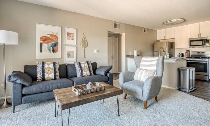 Moorpark Apartamento | Cozy 1BR in Moorpark, Pool + Parking