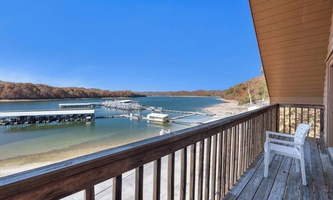 Byrdstown Cabina | Cozy 2 Bed 2 Story Chalet w/Scenic Views and Waterfront Access #23