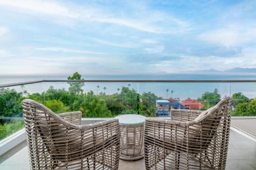 Bang Po Apartamento | Cozy 2-Bed Apt by the Sea Beach - KBR37