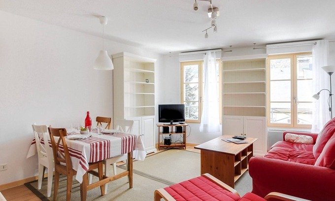 Luz-Saint-Sauveur Apartamento | Apartamento T2 céntrico para 6 con parking, cerca de tiendas y estaciones de esquí