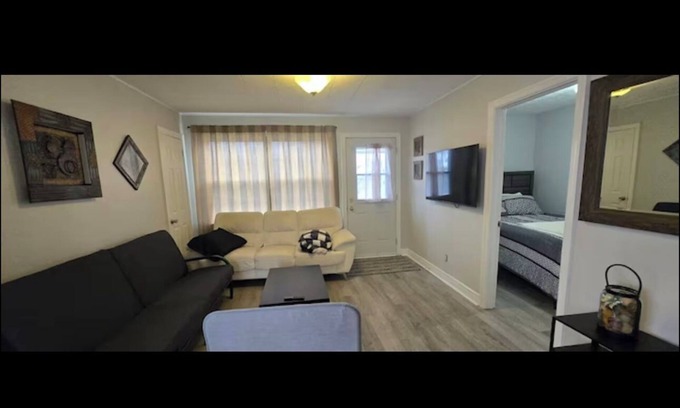 Cornwall Casa | Cozy 2-Bedroom Apartment